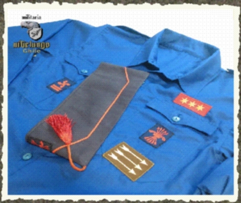 Camisa Azul Falangista